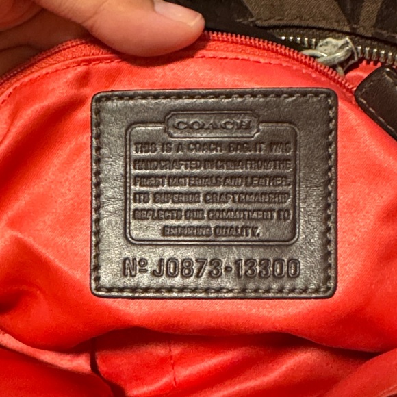 Coach Carly Signature Jacquard Hobo Shoulder Bag - Picture 4 of 5